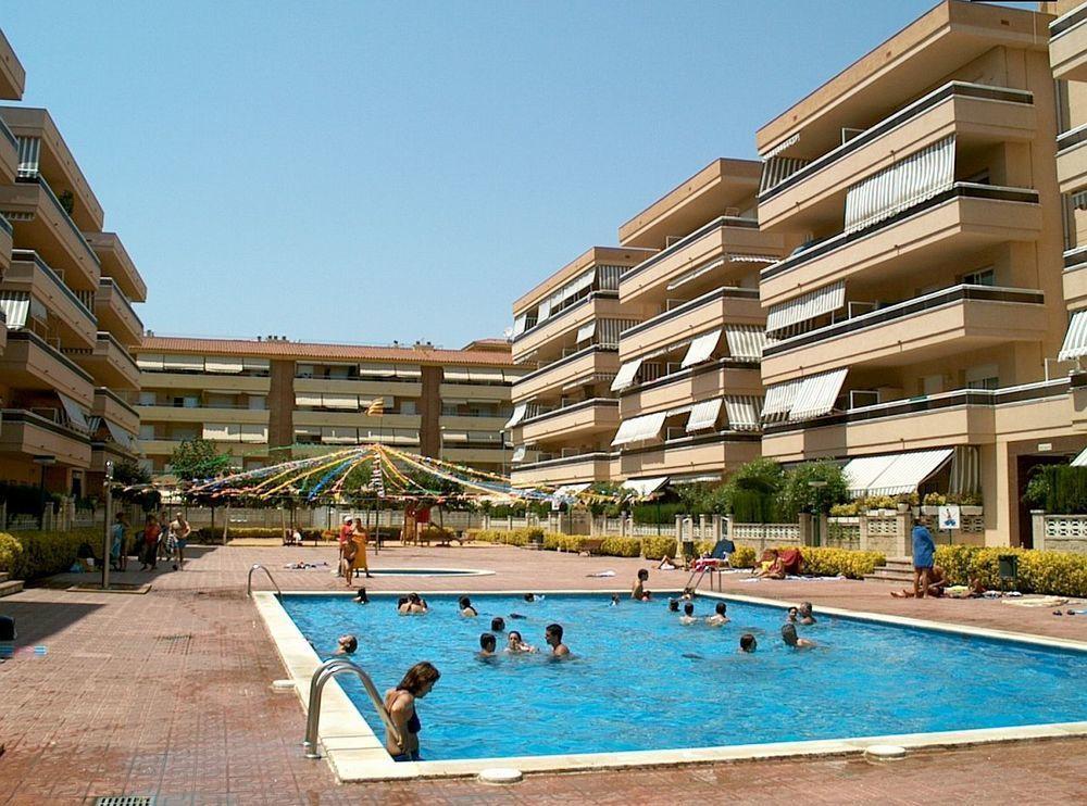 Rvhotels Apartamentos Ses Illes Blanes Exterior photo