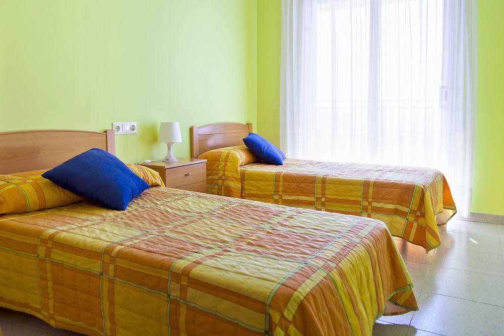 Rvhotels Apartamentos Ses Illes Blanes Exterior photo